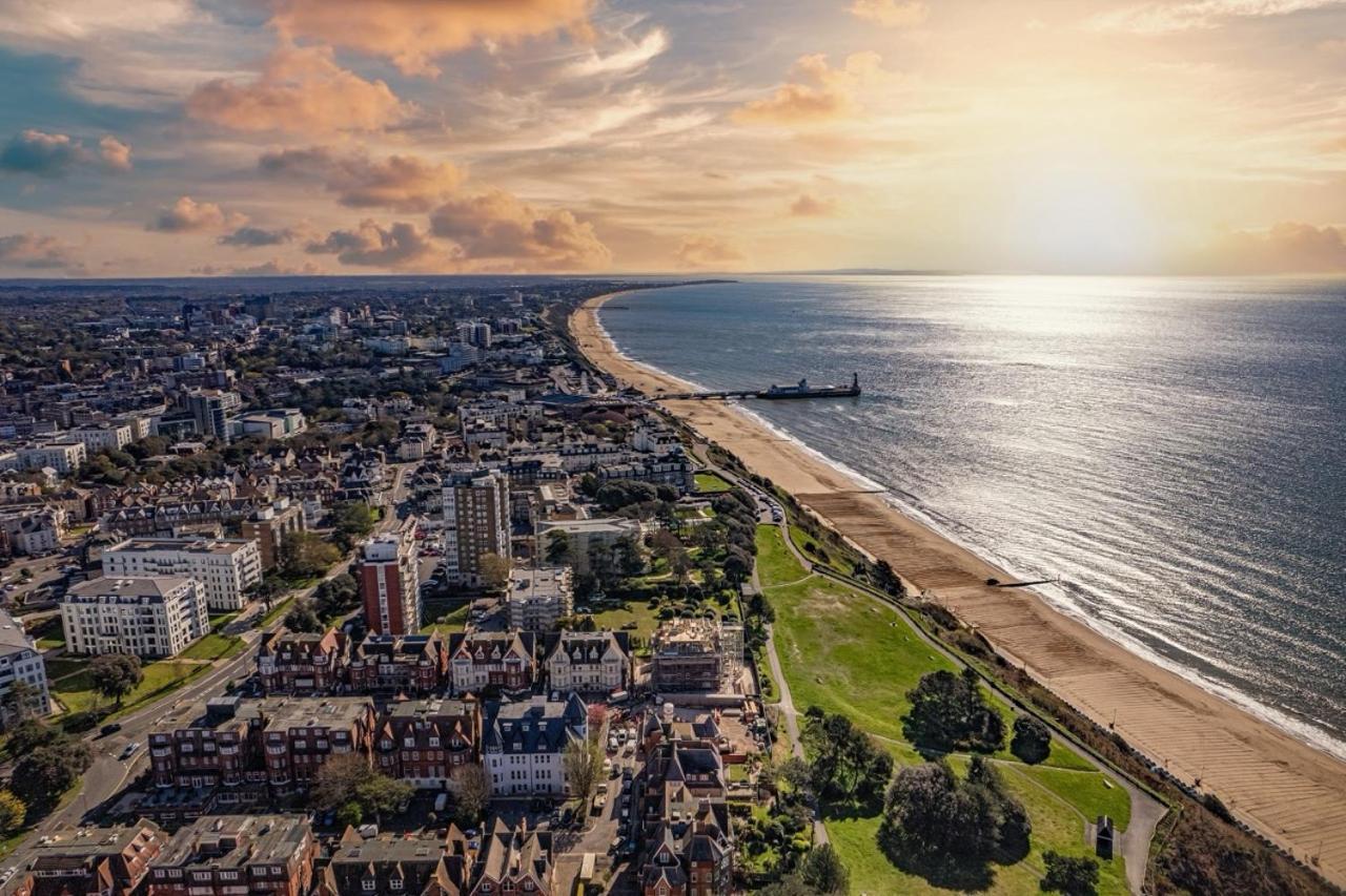 Sea Breeze - Coast Apartment Bournemouth Ngoại thất bức ảnh
